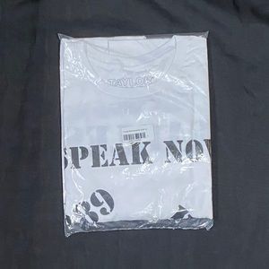 Taylor Swift AMA Shirt